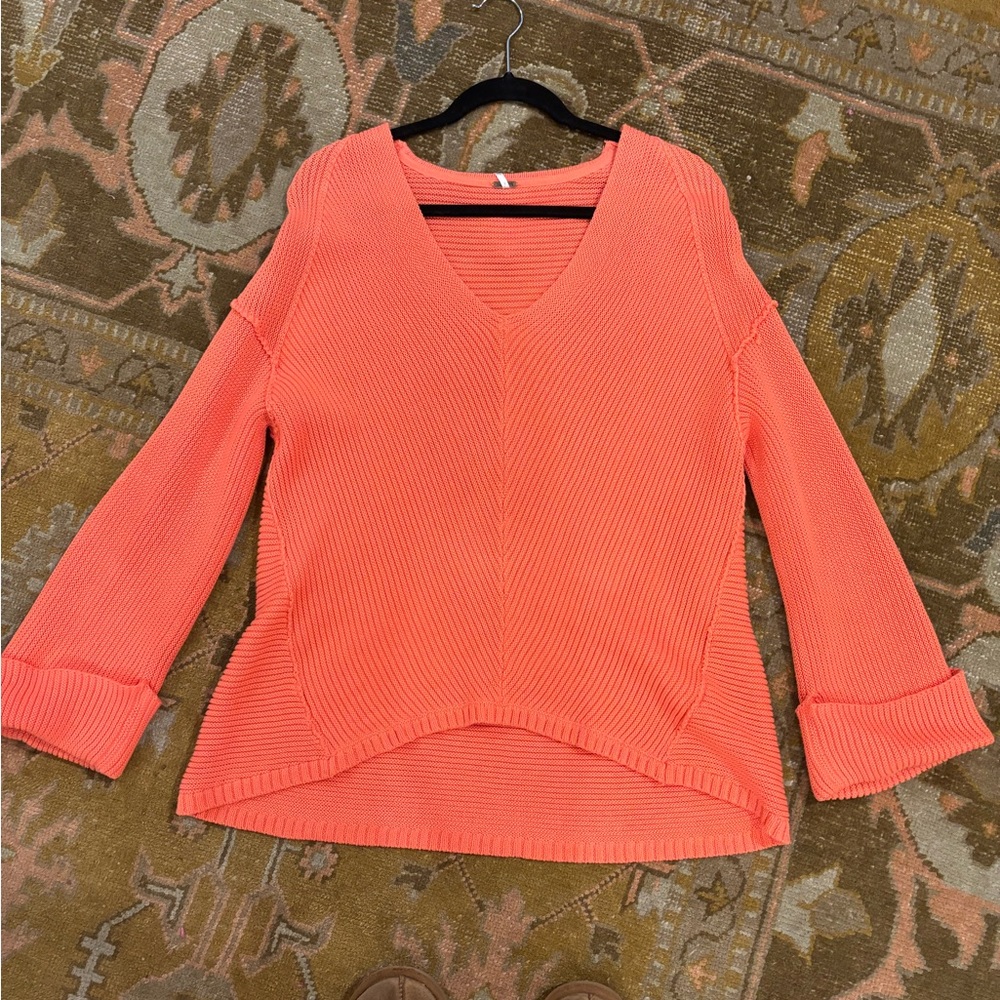 Free People coral bell sleeve sweater size XS